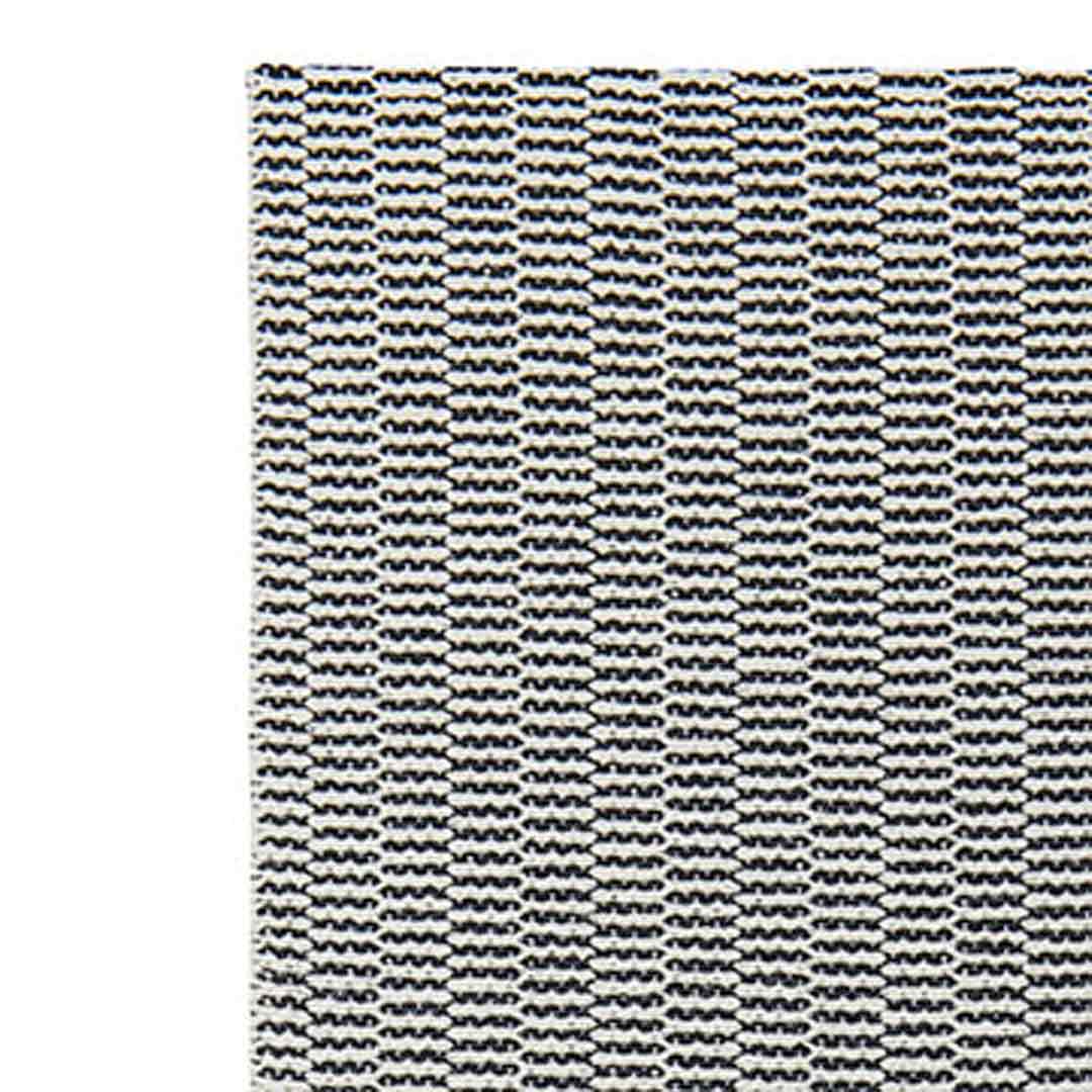 joyne.com | In- und Outdoor Teppich Pemba Beluga mit Muster | 70x200 cm von Brita Sweden