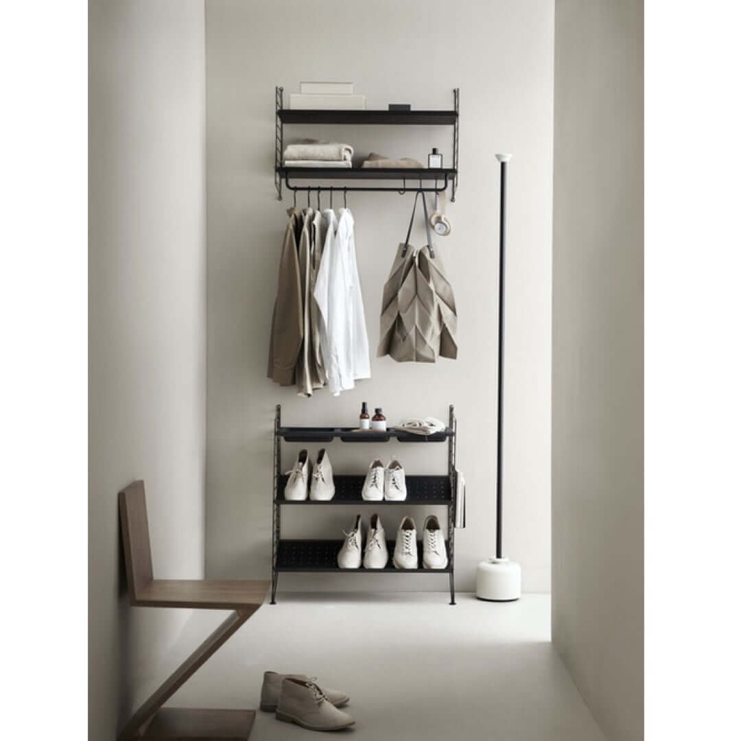 joyne.com | STRING Hänge-Garderobe von String Furniture