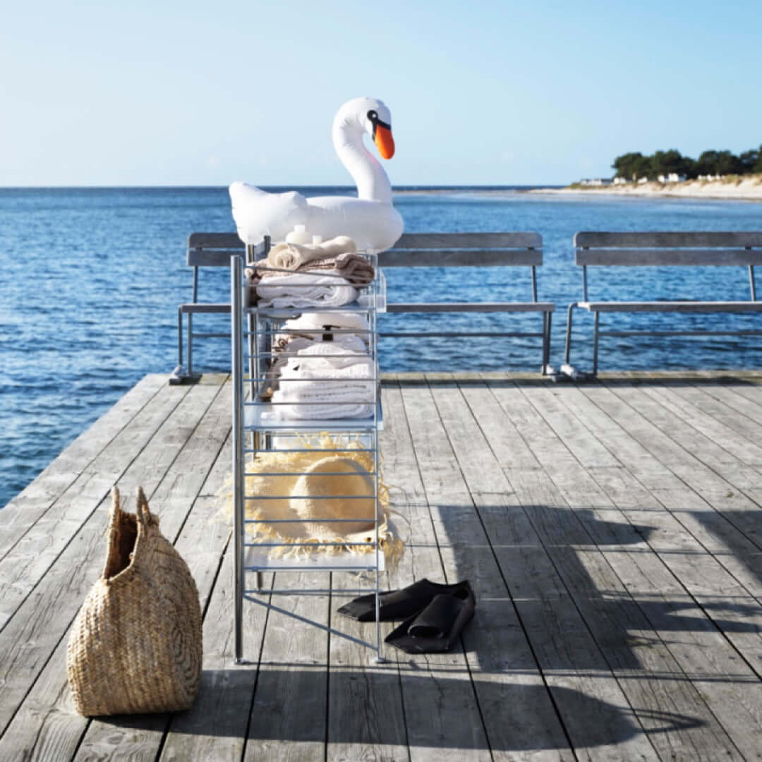 joyne.com | STRING Outdoor | schmal von STRING® FURNITURE