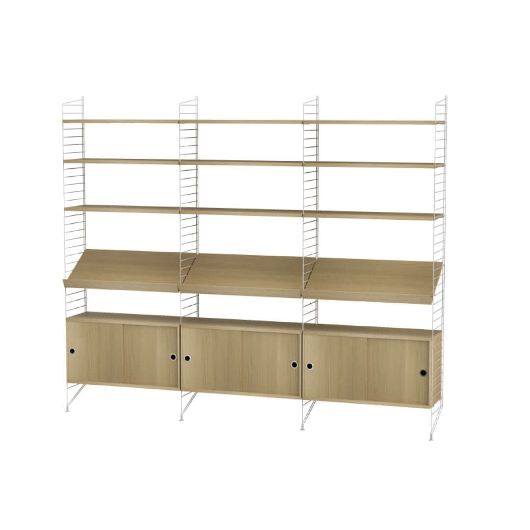 joyne.com | STRING Wohnzimmer | Regal mit Schränken von STRING® FURNITURE