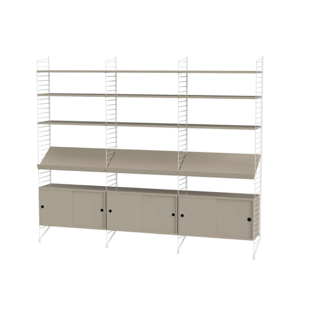 joyne.com | STRING Wohnzimmer | Regal mit Schränken von STRING® FURNITURE